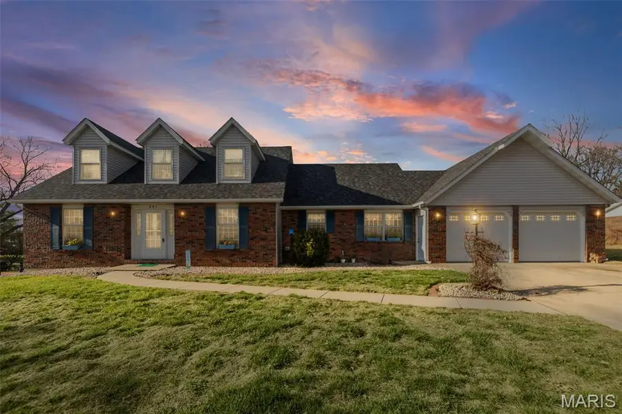 231 Westglen Drive, Glen Carbon, IL 62034 - #2