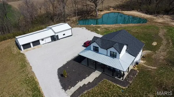 6104 Old Red Bud Road, Waterloo, IL 62298