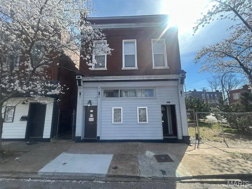 4656 Virginia Avenue, Saint Louis, MO 63111 - #1
