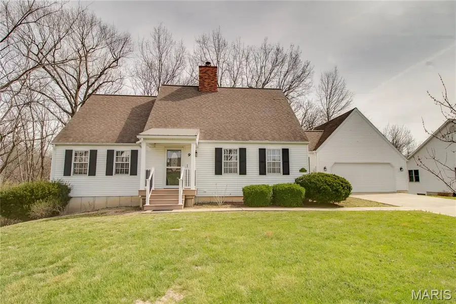 9 Fox Hill Drive, Carlinville, IL 62626 - #2