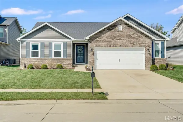 860 Bridgeway Drive, O'Fallon, IL 62269