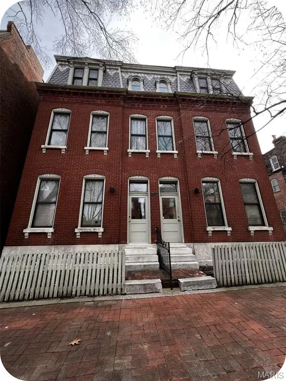 2408 S 10th Street, St Louis, MO 63104