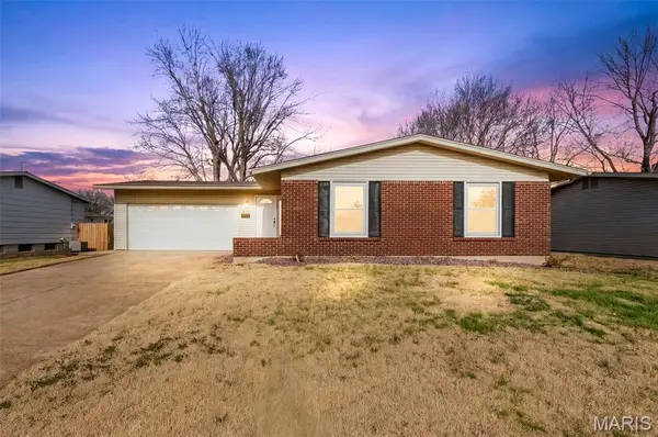 1475 Loveland Drive, Florissant, MO 63031