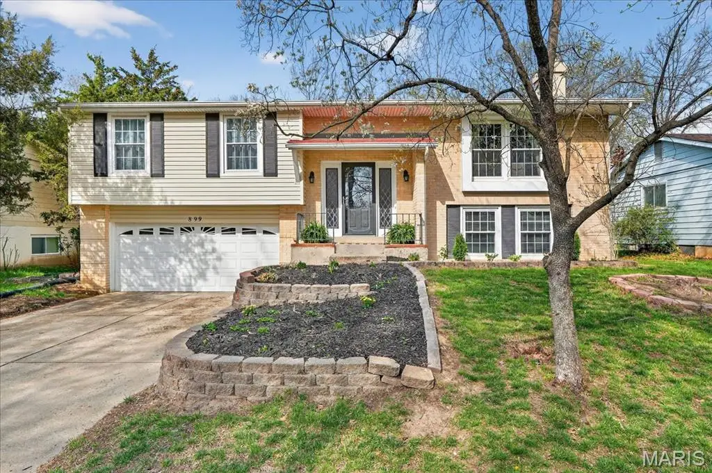 899 Parma Drive, Ballwin, MO 63021 - #1