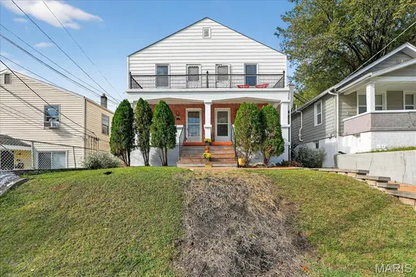 7114 Drury Lane, St Louis, MO 63143