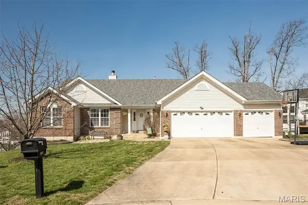 1403 Grizzly Hollow, Wentzville, MO 63385
