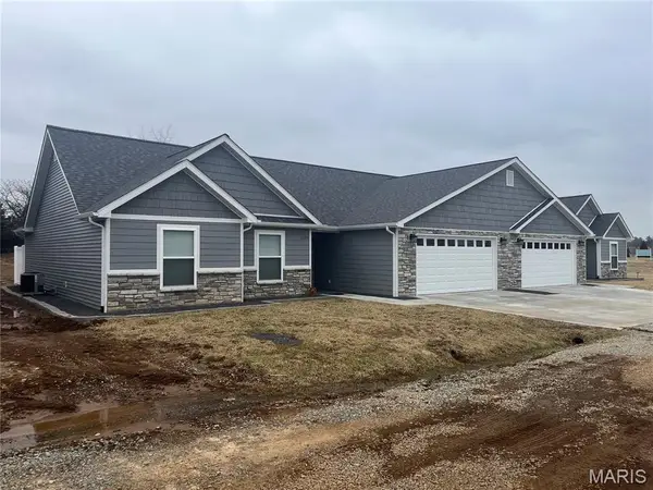 8 Ivy Lane, Fredericktown, MO 63645