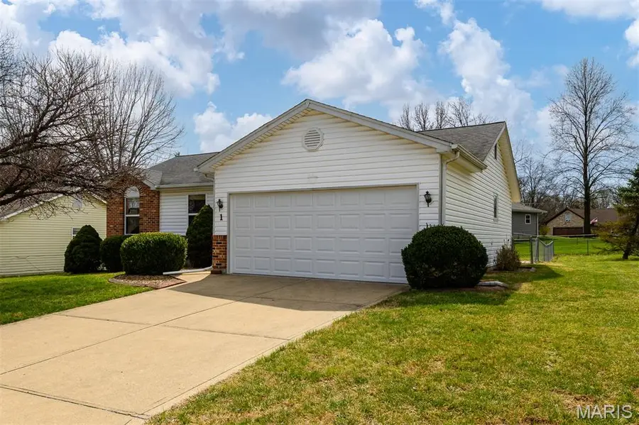 1 Pine Tree Court, Saint Peters, MO 63376 - #2