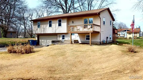 929 Holiday Point Parkway, Edwardsville, IL 62025