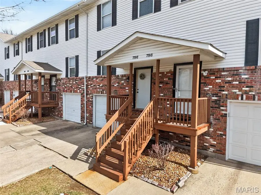 796 Delray Drive #J, Saint Peters, MO 63376 - #2