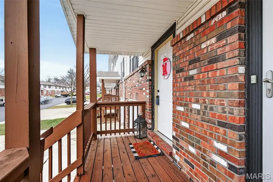 796 Delray Drive #J, Saint Peters, MO 63376 - #3