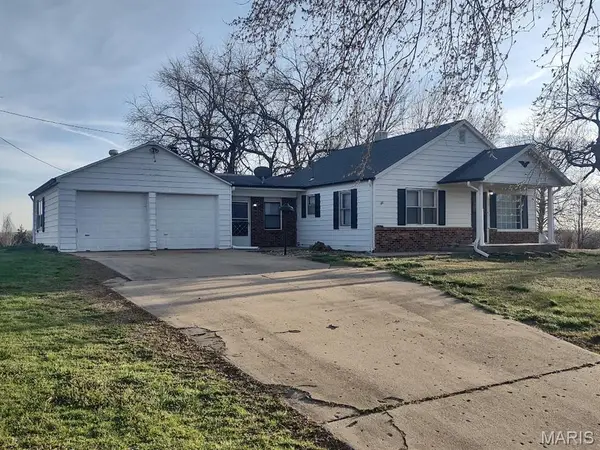 3420 E Valley Water Mill Road, Springfield, MO 65803