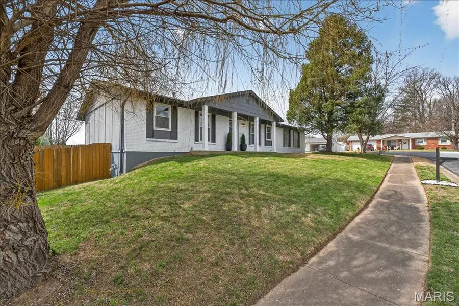 423 Quentin Drive, Saint Charles, MO 63301 - #3