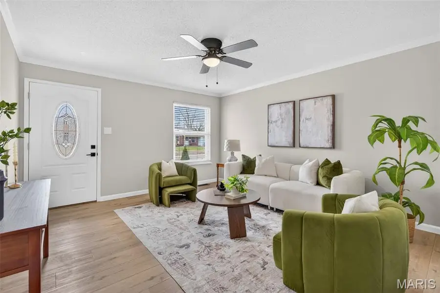 525 Fox Crest Drive, Hazelwood, MO 63042 - #2