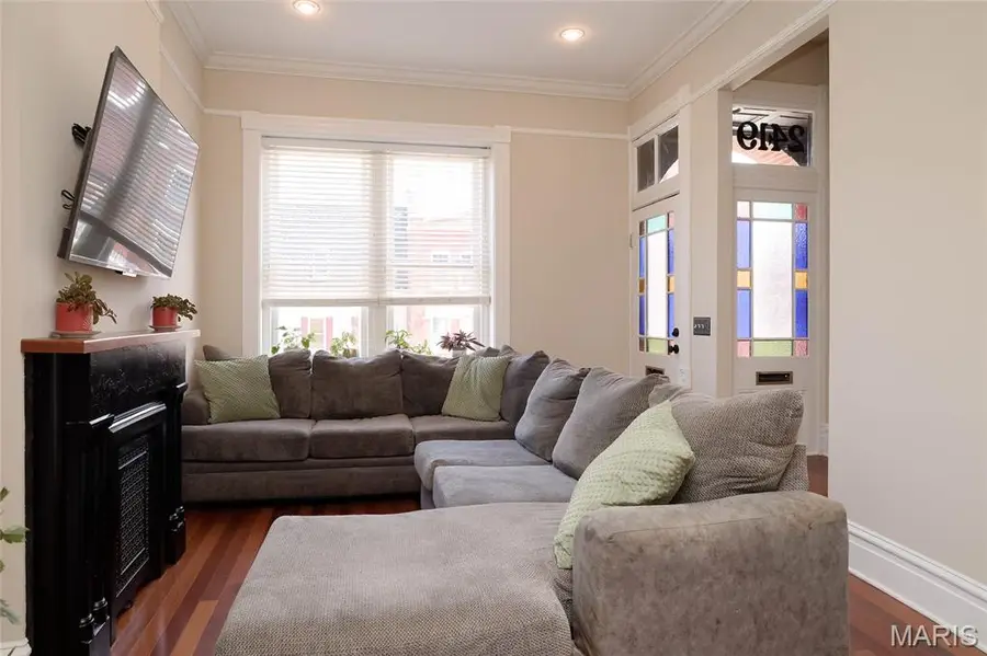 2419 S 12th Street, Saint Louis, MO 63104 - #3