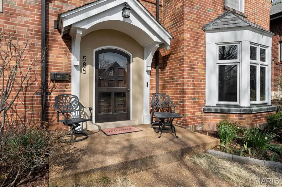 585 Stratford Avenue, University City, MO 63130 - #3