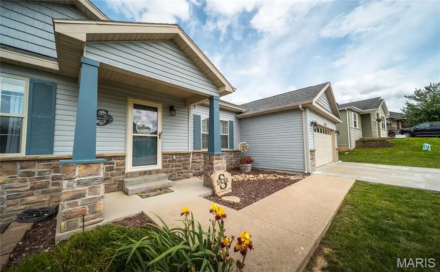 106 Sandstone Drive, Saint Robert, MO 65584 - #2