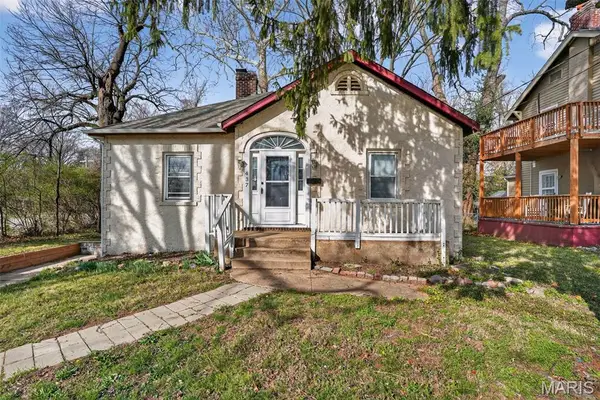 437 S Clark Avenue, St Louis, MO 63135