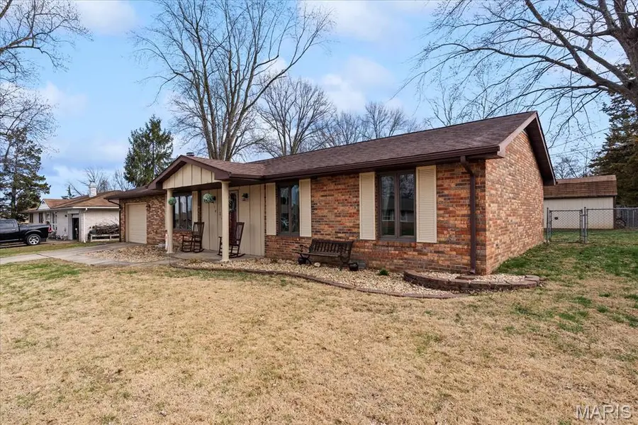 414 Parkview Drive, Lebanon, IL 62254 - #3