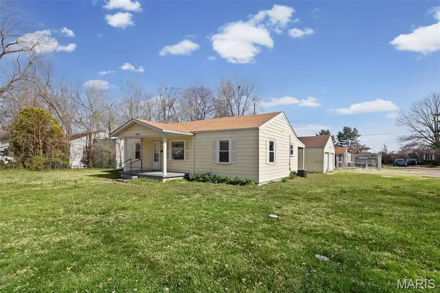 1227 Williams Street, Cahokia, IL 62206 - #3