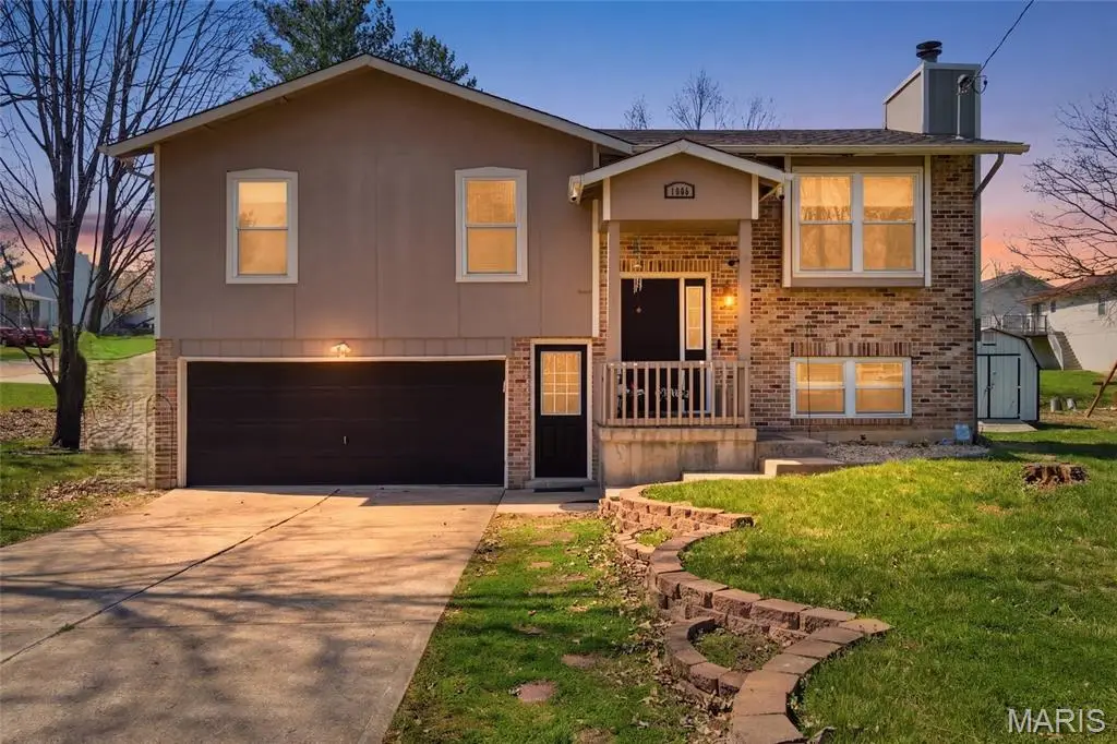 1003 Mitchell Way, Pacific, MO 63069 - #1