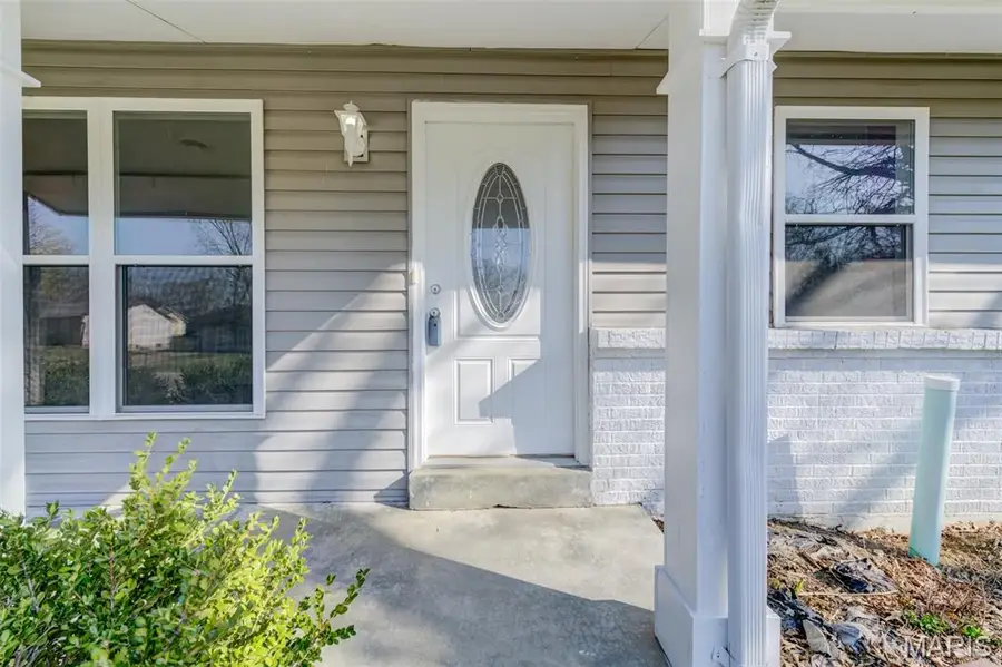 2 Country Lane, Warrenton, MO 63383 - #2