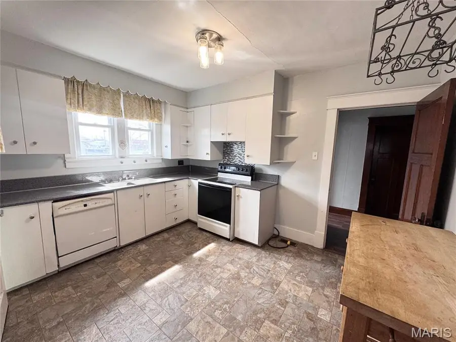 514 W Us Highway 54, Vandalia, MO 63382 - #2