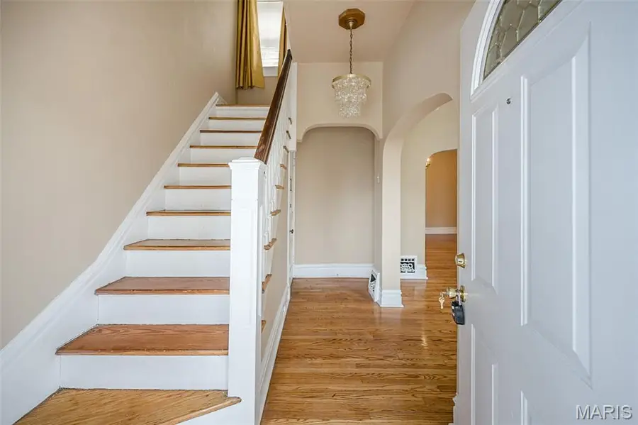 4441 Minnesota Avenue, Saint Louis, MO 63111 - #3