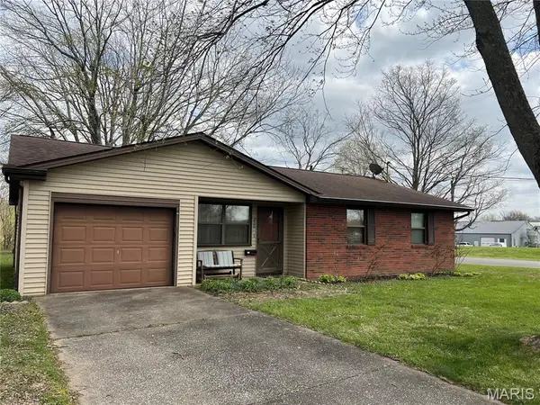 236 W Vale Drive, Jackson, MO 63755