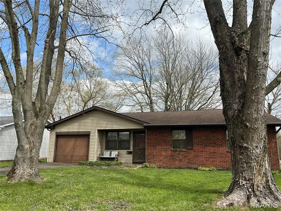 236 W Vale Drive, Jackson, MO 63755 - #2