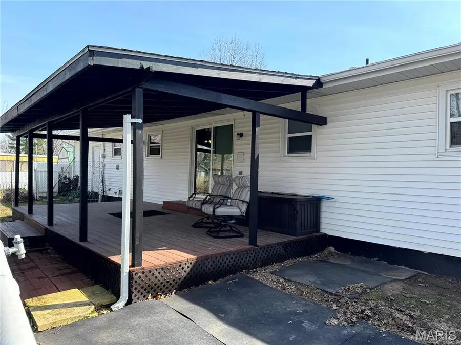 213 South Street, Wellsville, MO 63384 - #3