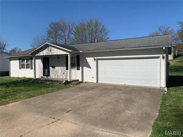 207 Hillvale Drive, Cape Girardeau, MO 63701