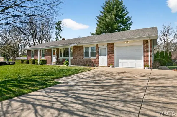 282 Diekamp Lane, St Charles, MO 63303