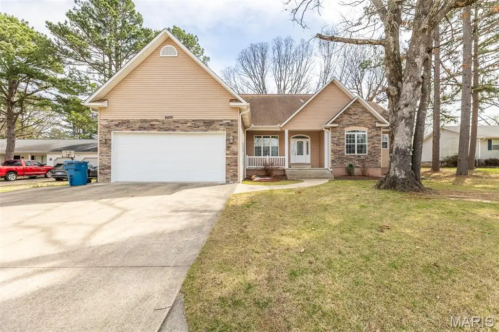 6200 Pinecrest Drive, Poplar Bluff, MO 63901 - #1