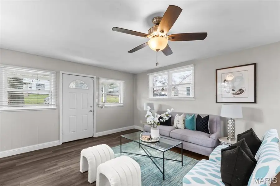 9509 Trescott Avenue, Overland, MO 63114 - #3