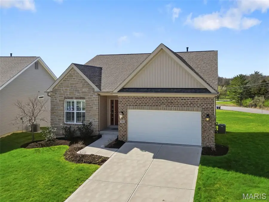 506 Columbia Downs Drive, Lake Saint Louis, MO 63367 - #3