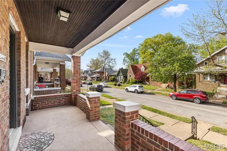 6418 Oleatha Avenue, Saint Louis, MO 63139 - #2