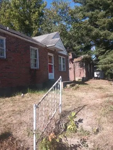 826 Walters Drive, Ferguson, MO 63135 - #1