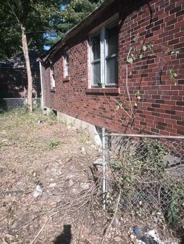 826 Walters Drive, Ferguson, MO 63135 - #2