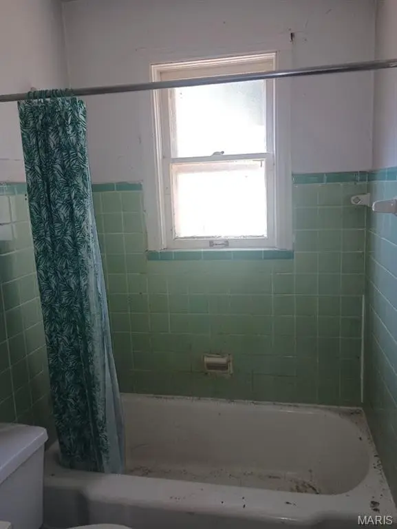 826 Walters Drive, Ferguson, MO 63135 - #3