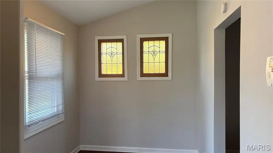 426 Bluff Drive, Saint Louis, MO 63137 - #2