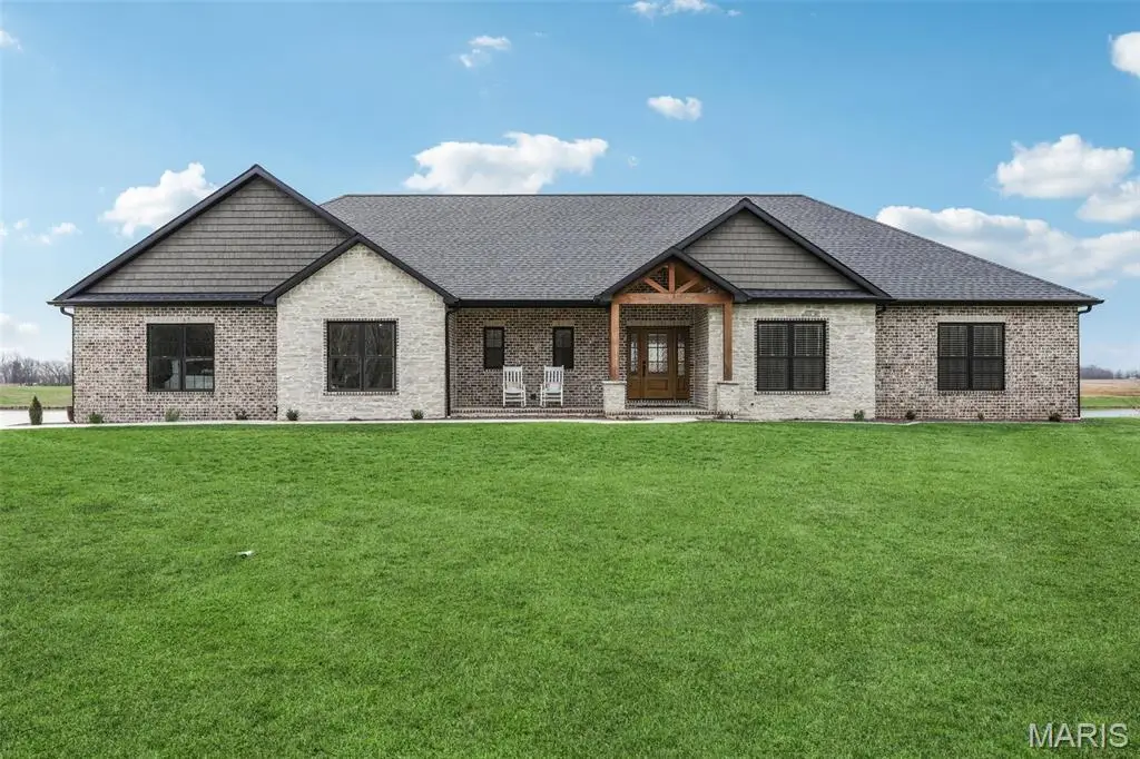 2170 J Rock Road, Trenton, IL 62293 - #1