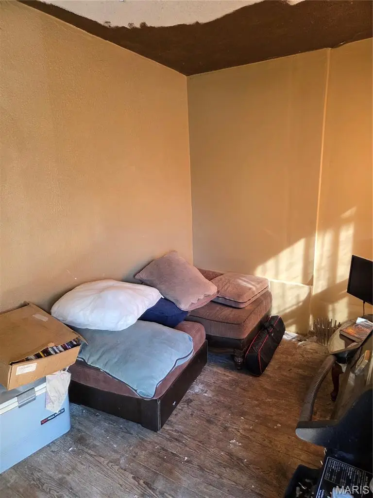 5643 Lotus Avenue, Saint Louis, MO 63112 - #2