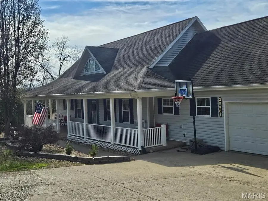 20381 Heritage Road, Saint Robert, MO 65584 - #2