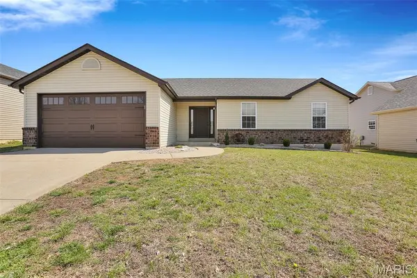 22 Colonial Creek Court, Wentzville, MO 63385