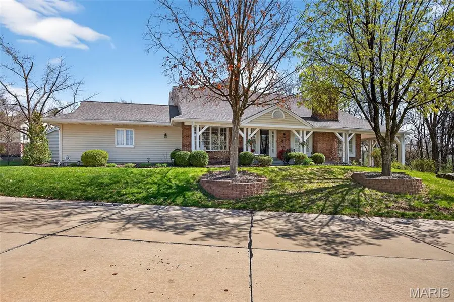 15066 Green Circle Drive, Chesterfield, MO 63017 - #2