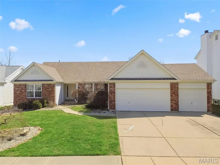 8003 Knights Crossing Drive, Ofallon, MO 63368 - #2