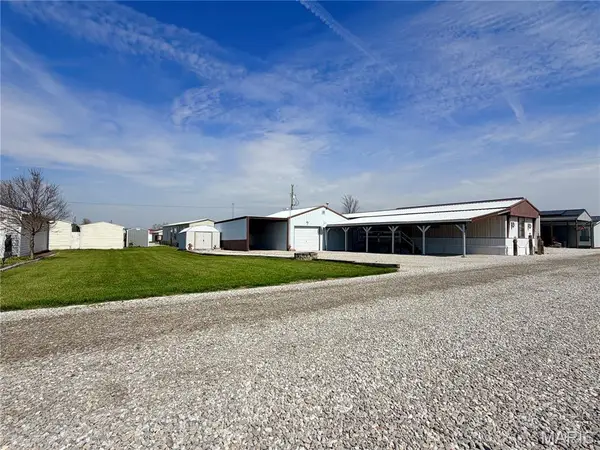 44800 Mark Twain Lake Estates, Perry, MO 63462