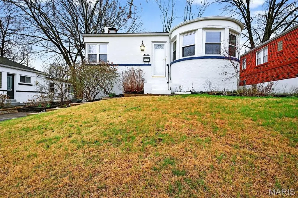 7406 Brunswick Avenue, Saint Louis, MO 63119 - #1