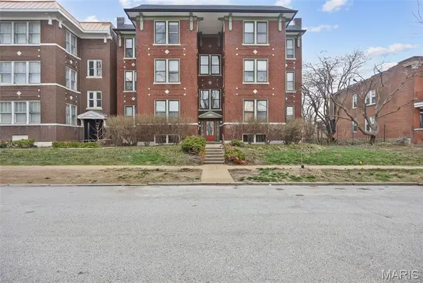 5845 Nina Place #2W, St Louis, MO 63112